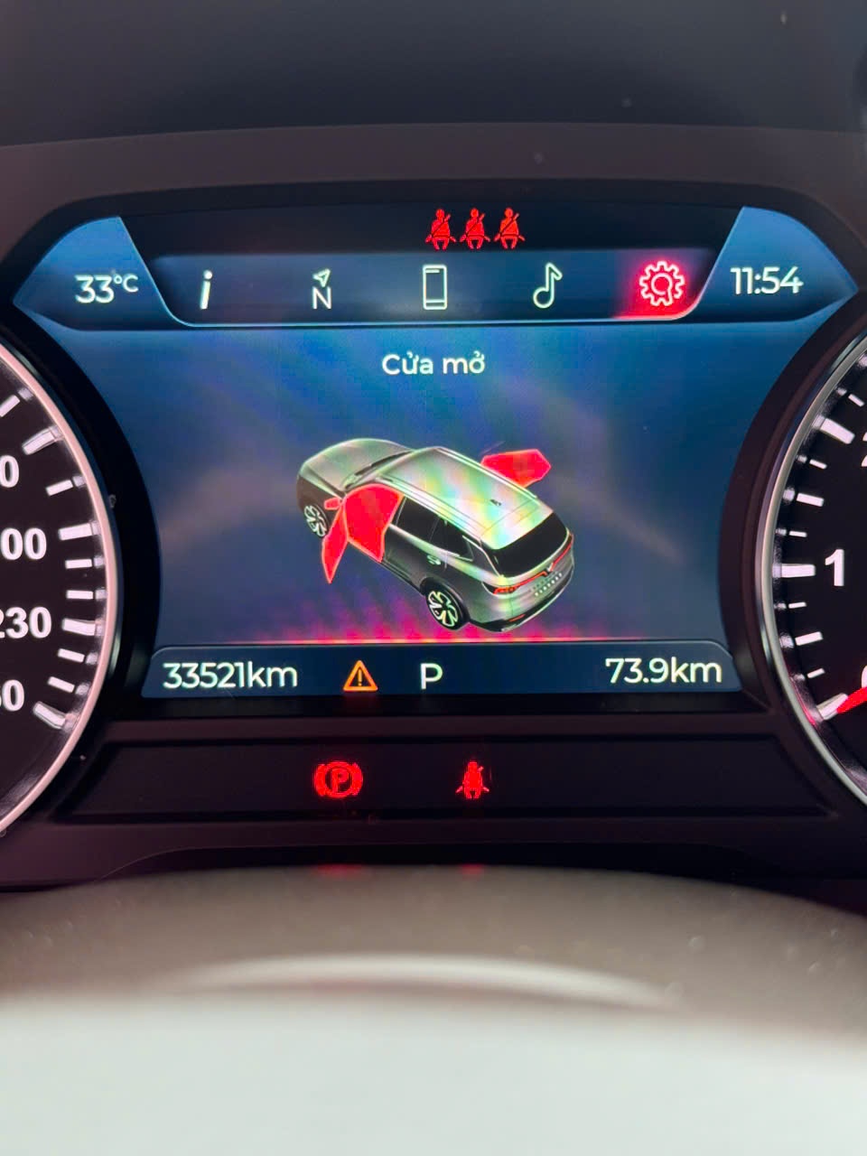 Vinfast Lux sa 2.0 Premium 2.0 AT 2019 - Nội thất 8