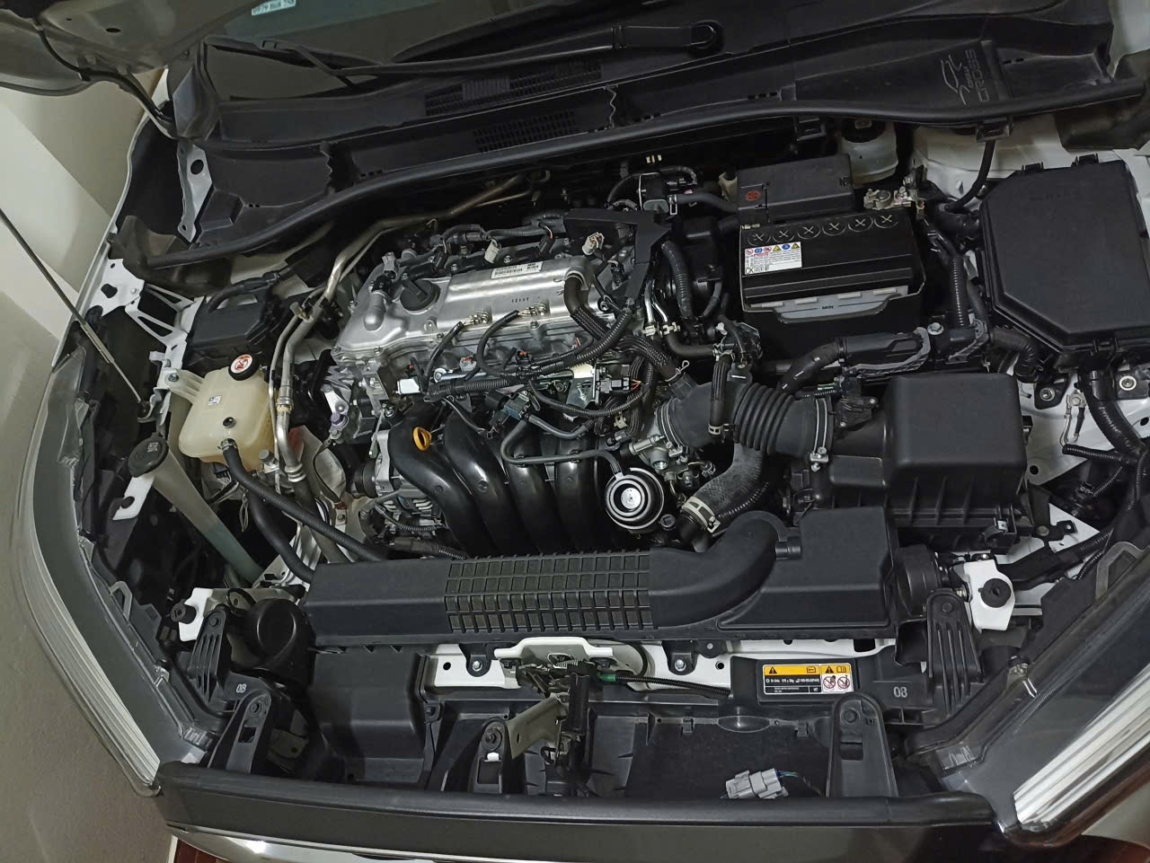 Toyota Corolla cross 1.8V 2021 - Khoang động cơ 2