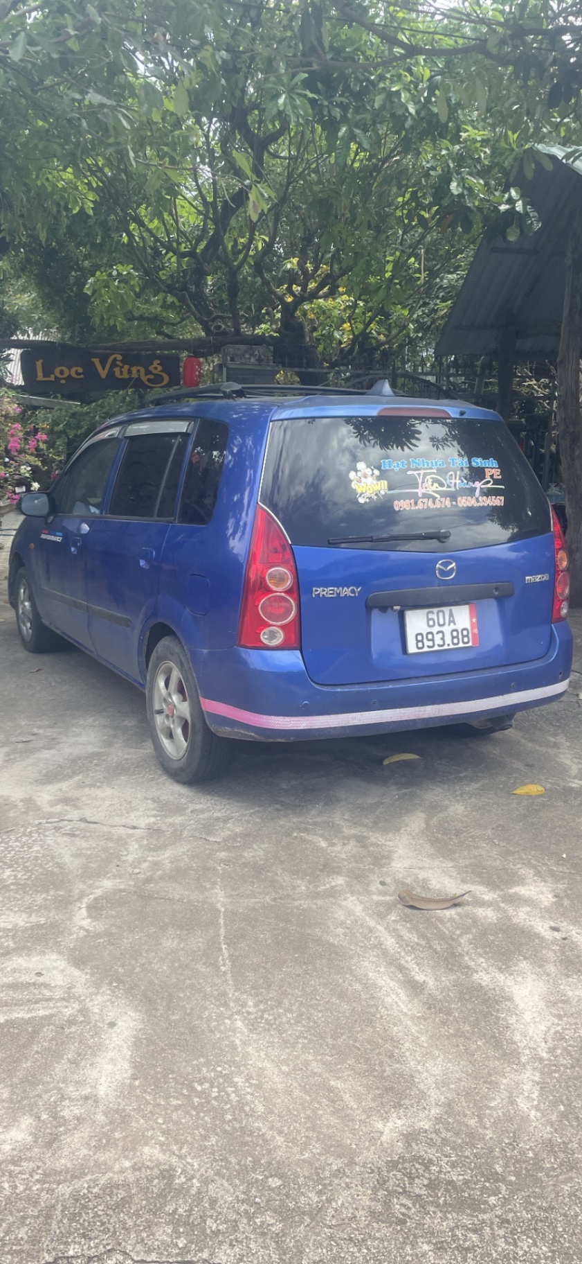 Mazda Premacy 1.8 AT 2002 - Ngoại thất 3