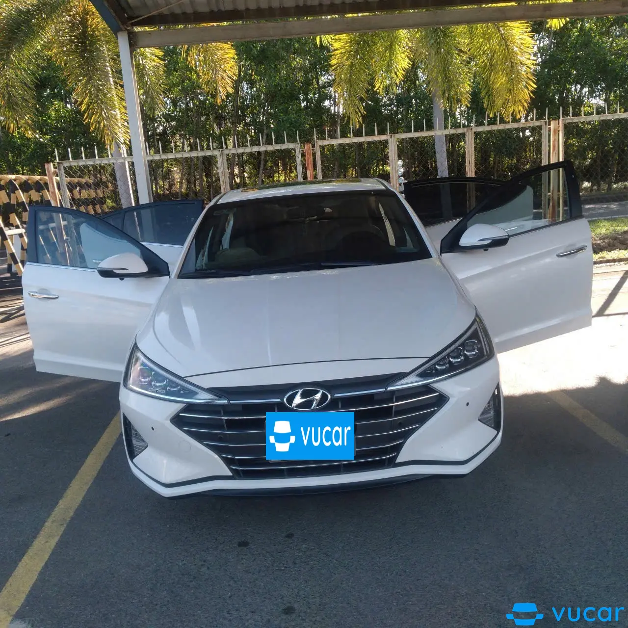 Hyundai Elantra 2.0 AT 2020 - Ngoại thất 2