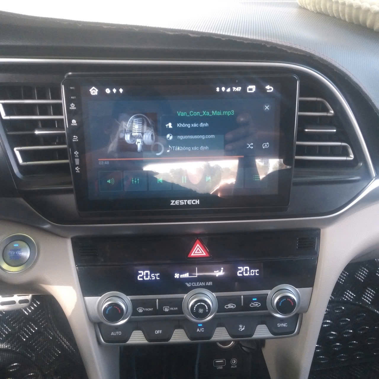 Hyundai Elantra 2.0 AT 2020 - Nội thất 4