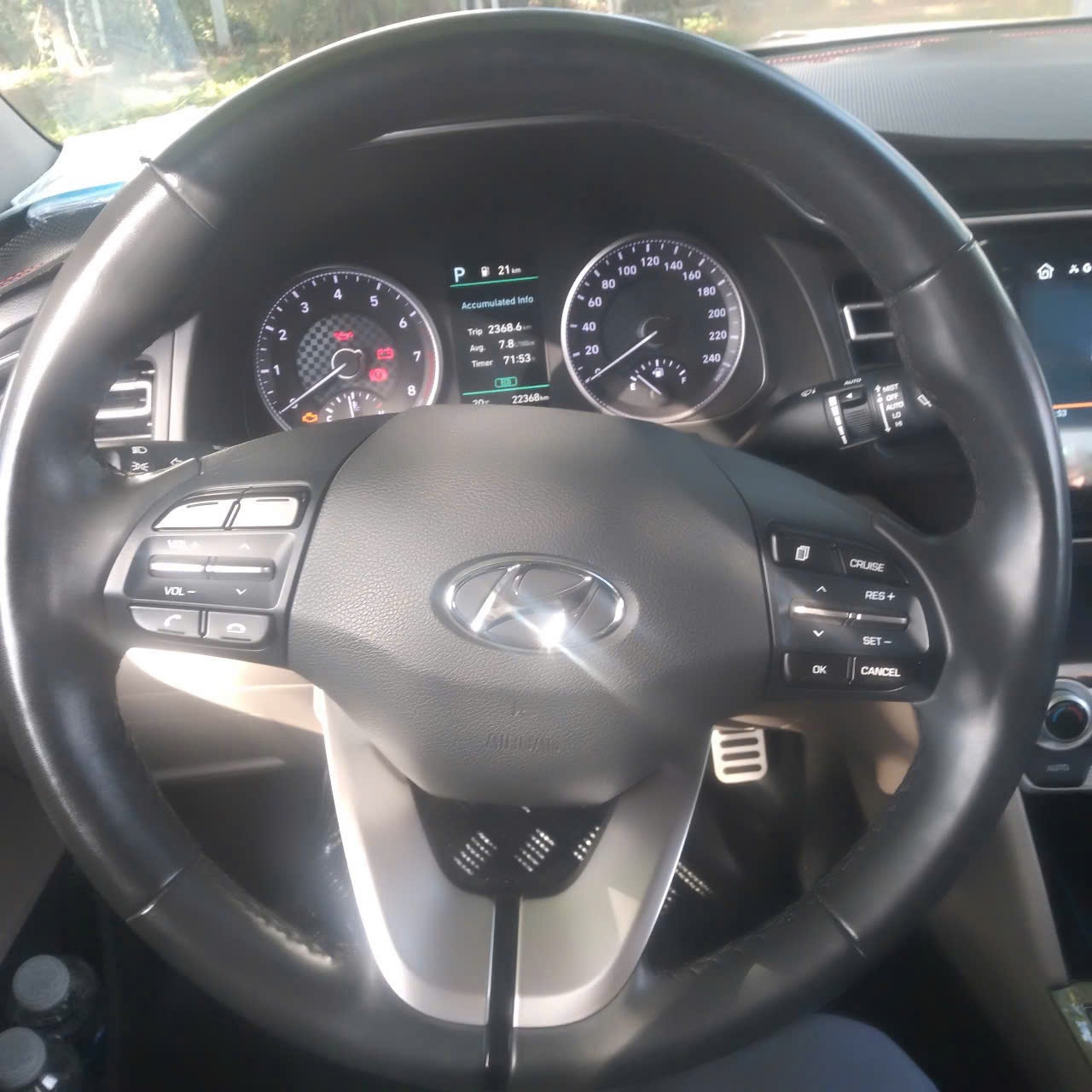 Hyundai Elantra 2.0 AT 2020 - Nội thất 1