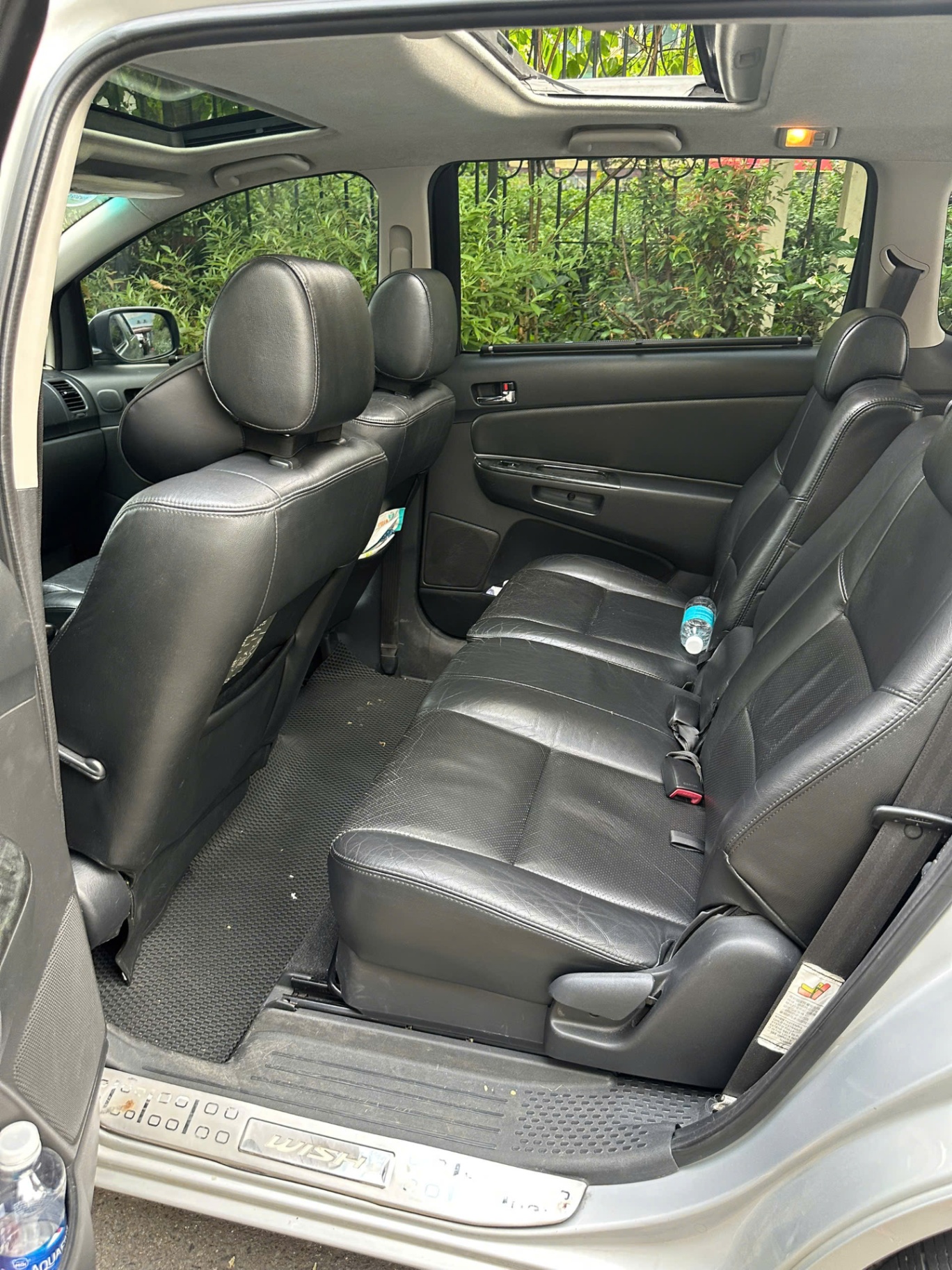 Toyota Wish 2.0 AT 2009 - Nội thất 13