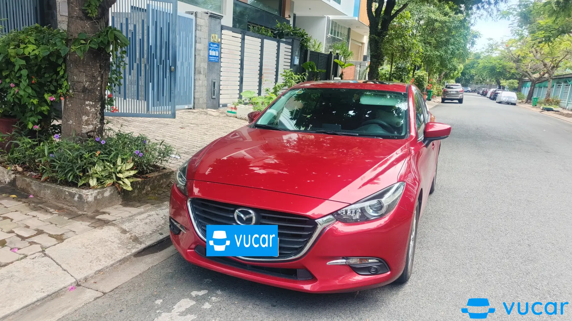 Mazda 3 1.5 AT 2017 hatchback