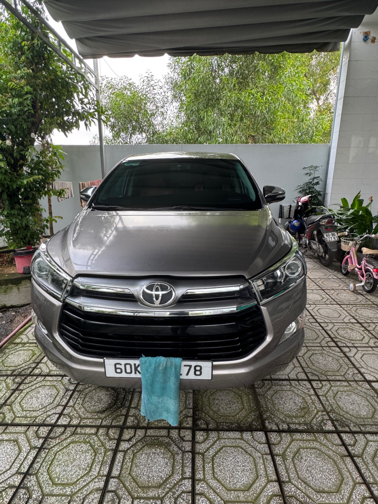 Toyota Innova 2.0V 2017