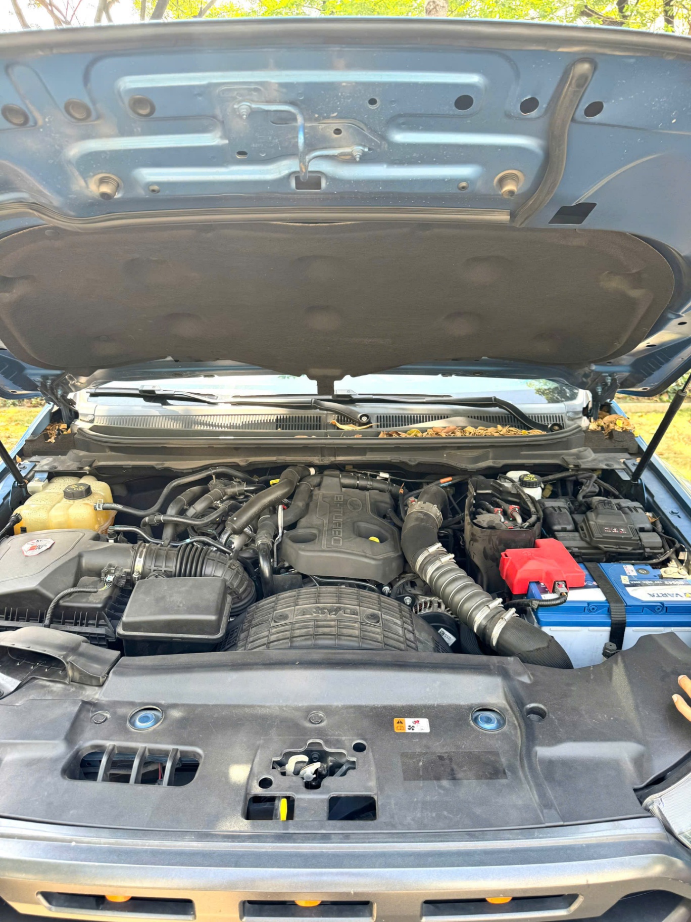 Ford Ranger Raptor 2.0L 4x4 AT 2021 - Khoang động cơ 4