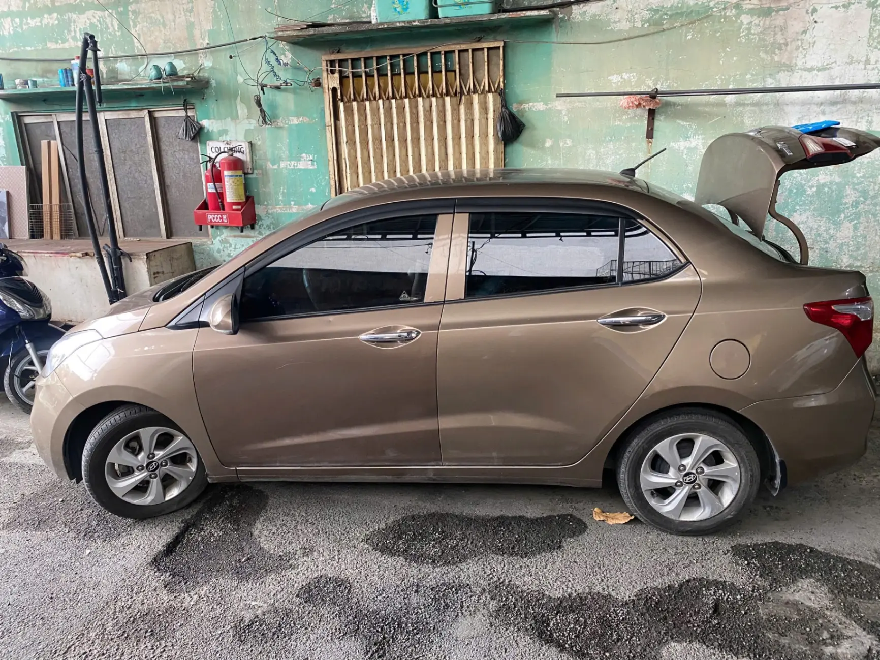 Hyundai I10 Grand 1.0 AT 2018 - Ngoại thất 5