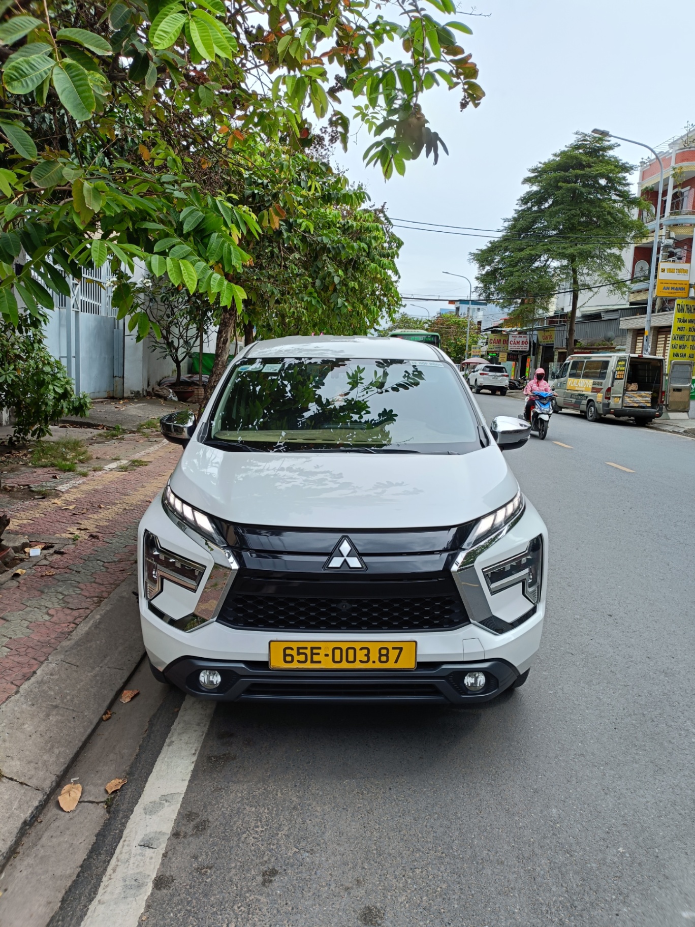 Mitsubishi Xpander 1.5 AT 2023