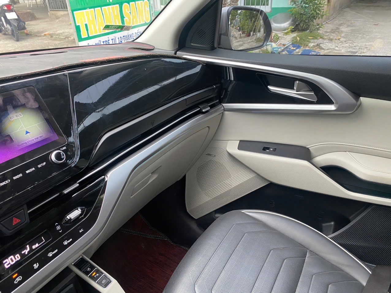 Kia Carens 1.4T Signature 2023 - Nội thất 5