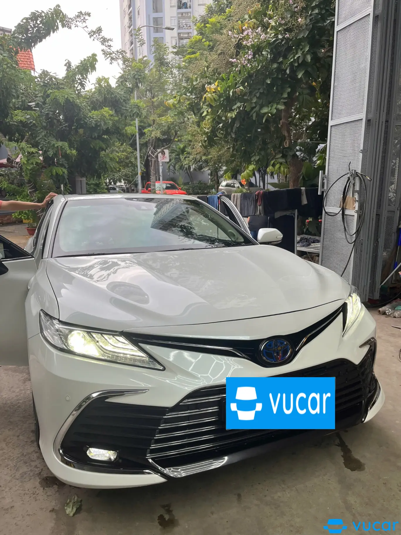 Toyota Camry 2.5HV 2022
