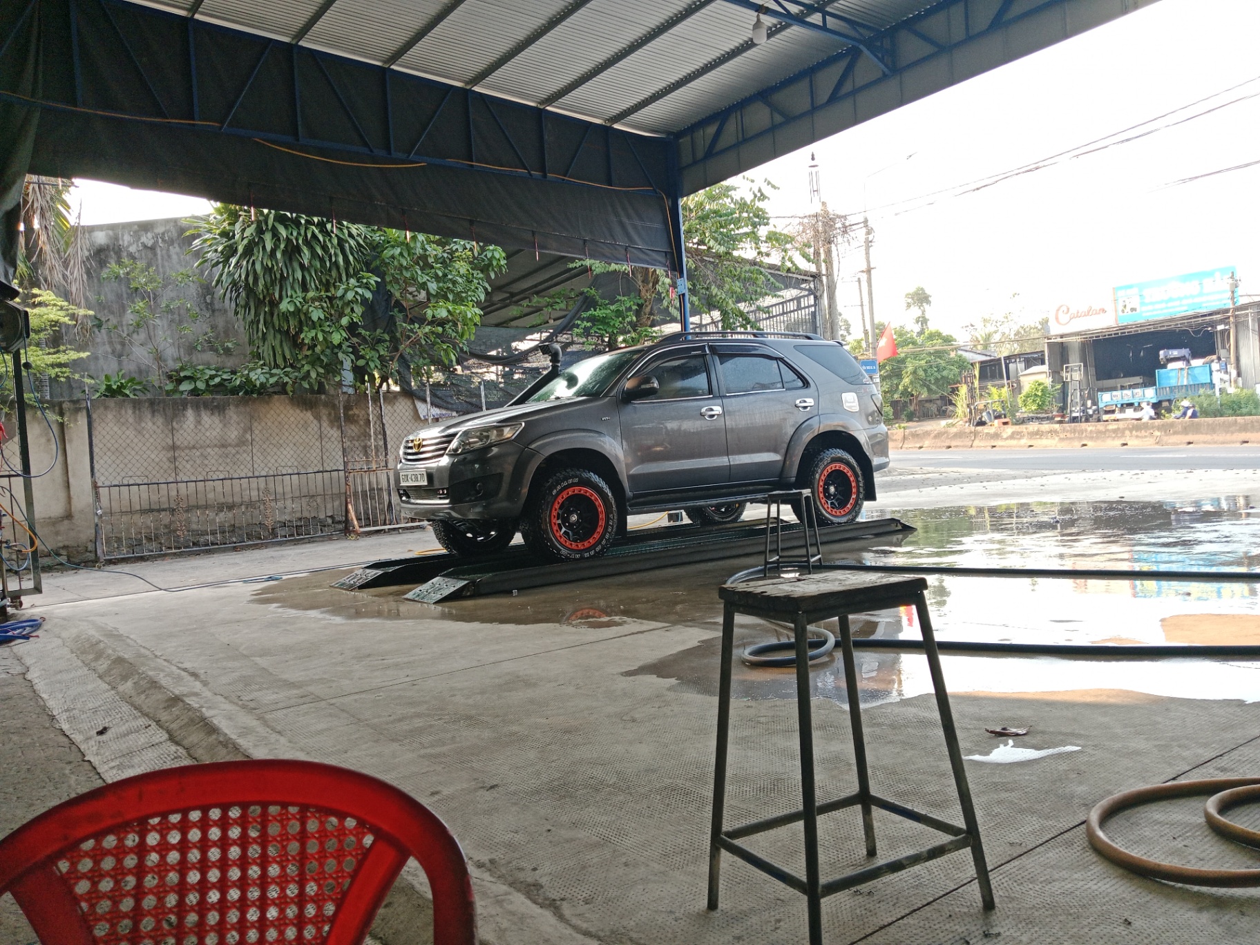 Toyota Fortuner 2.7V 4x4 AT 2013