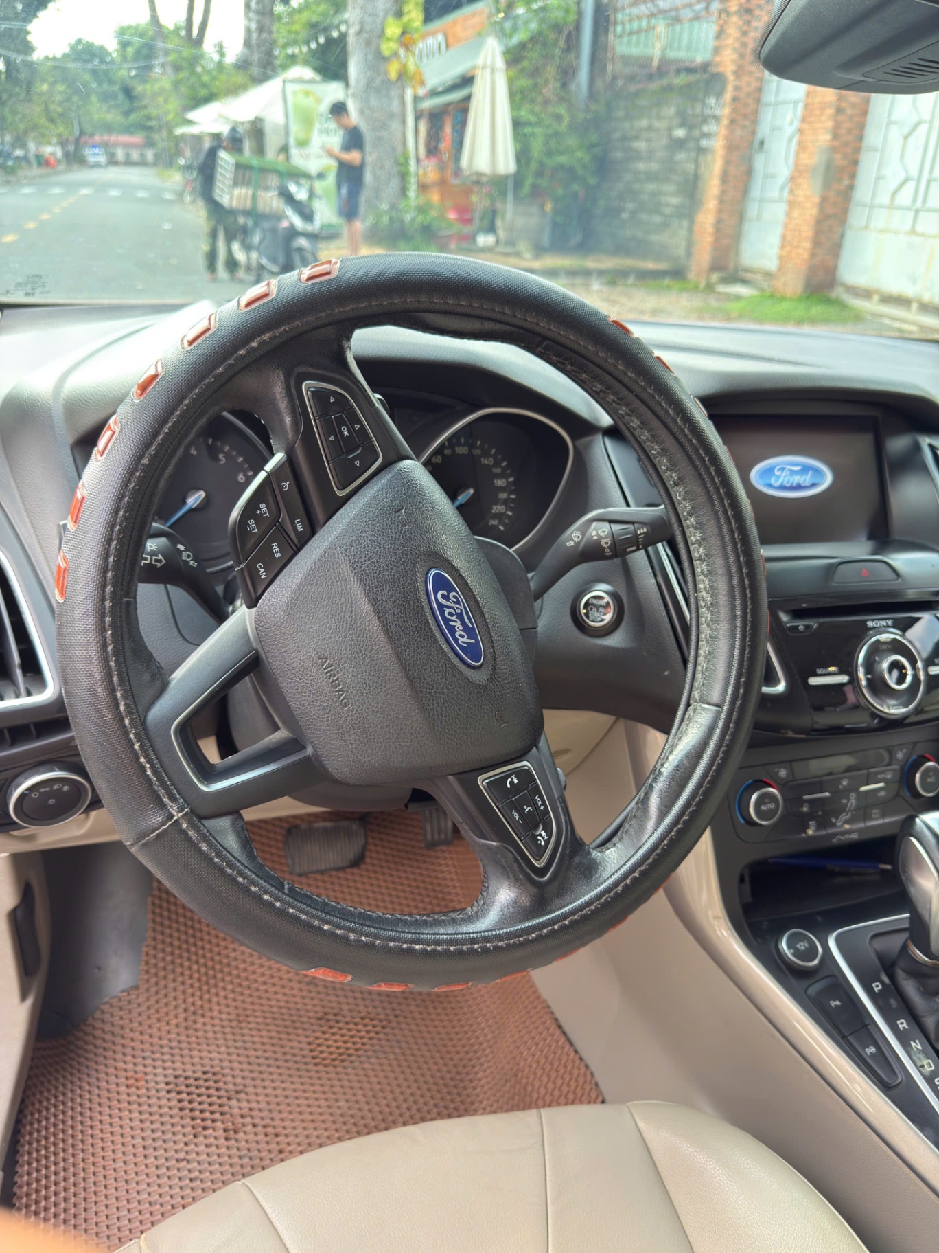 Ford Focus Titanium 1.5L 2016 - Nội thất 2