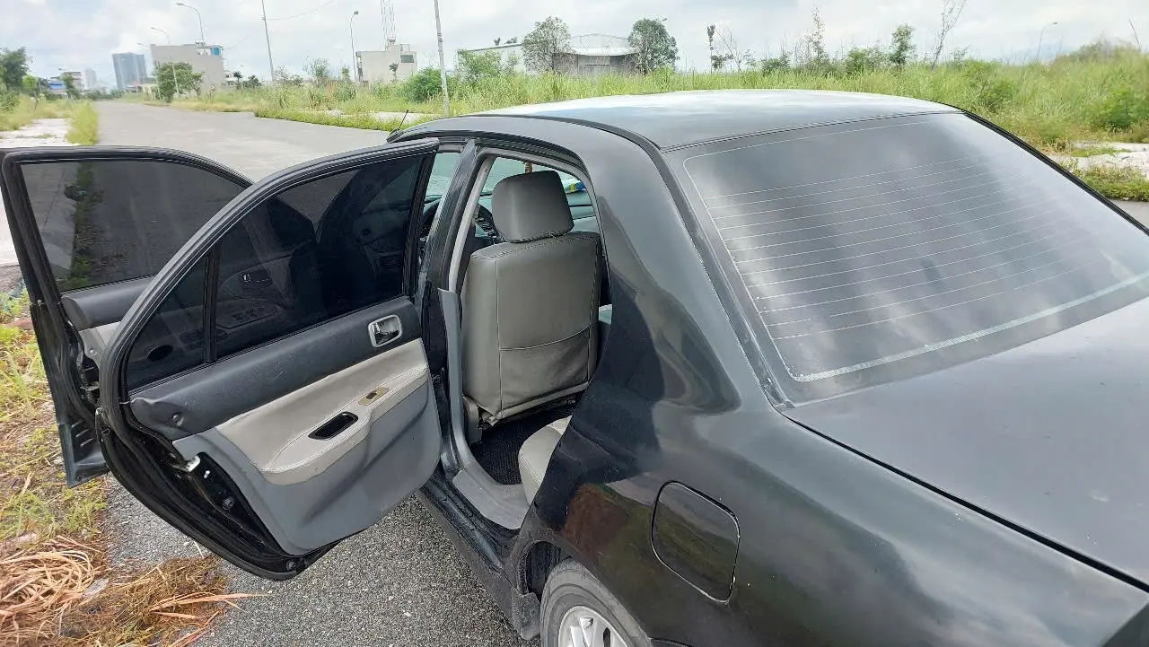 Mitsubishi Lancer GLX 1.6 AT 2004 - Ngoại thất 3