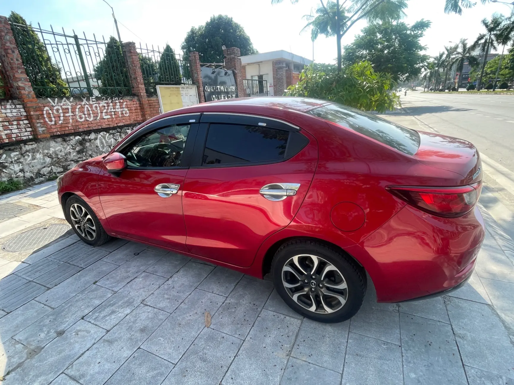 Mazda 2 1.5 AT 2016