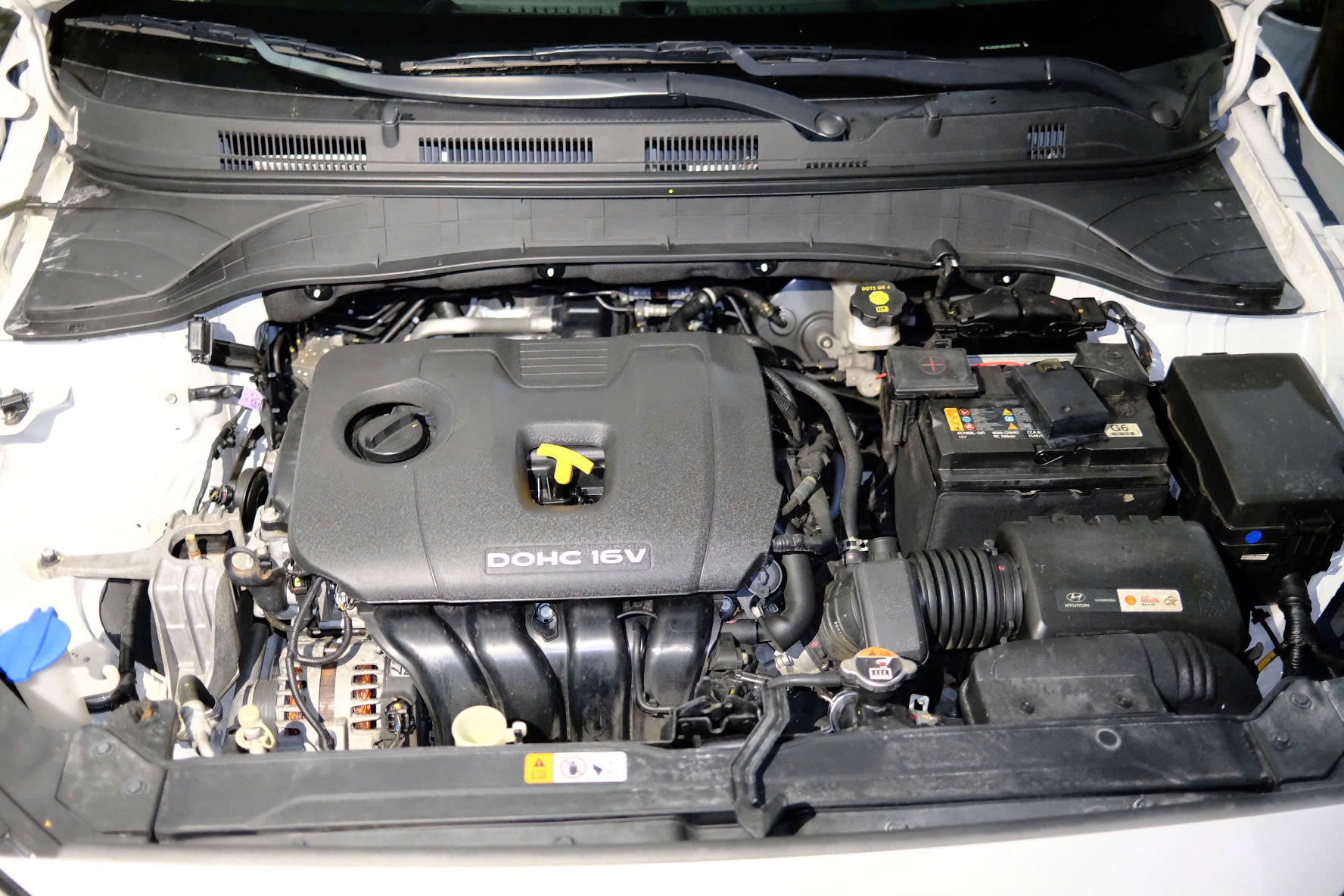 Hyundai Kona 2.0 AT 2020 - Khoang động cơ 1