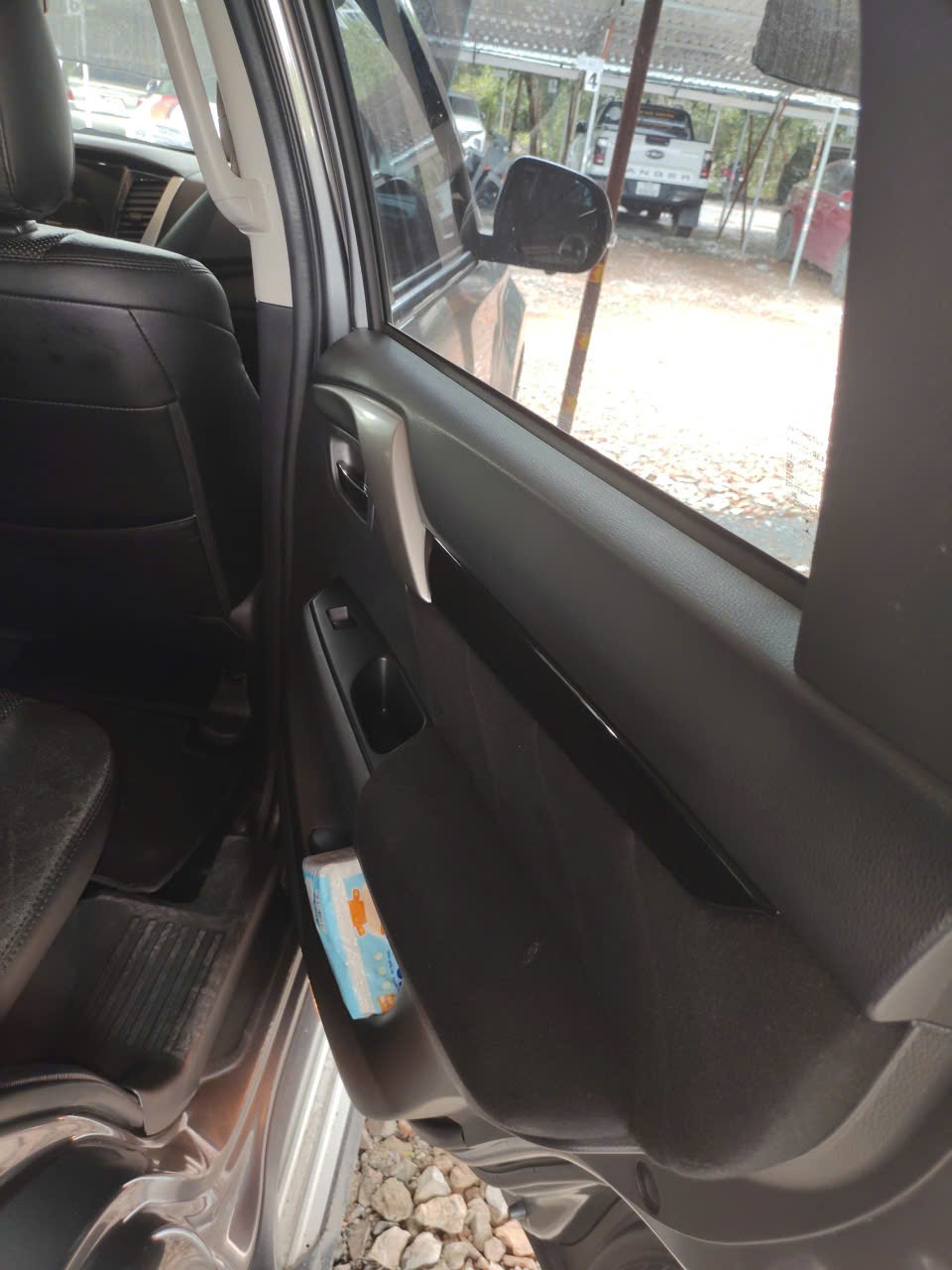 Mitsubishi Pajero sport 2.4D 4x2 AT 2019 - Nội thất 5