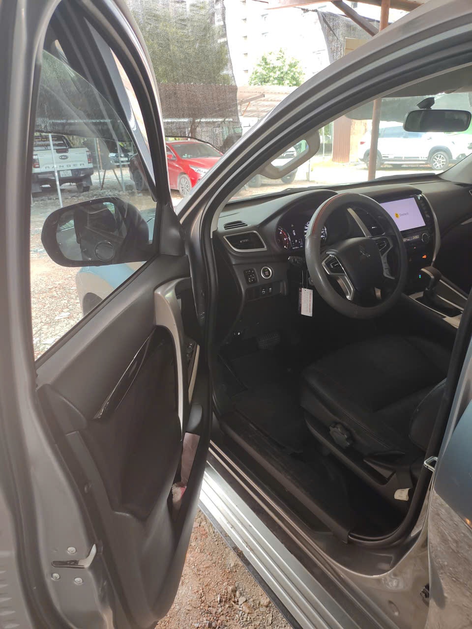 Mitsubishi Pajero sport 2.4D 4x2 AT 2019 - Nội thất 6