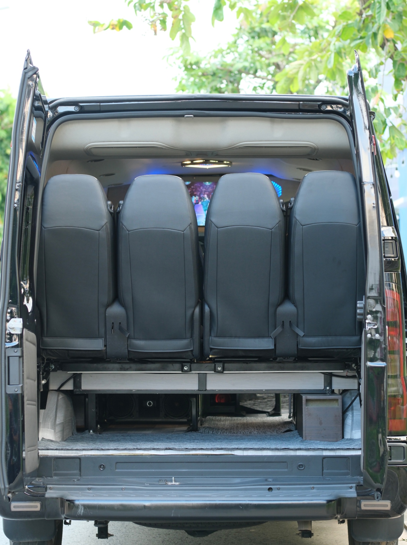Ford Transit MCA 2024 - Nội thất 4