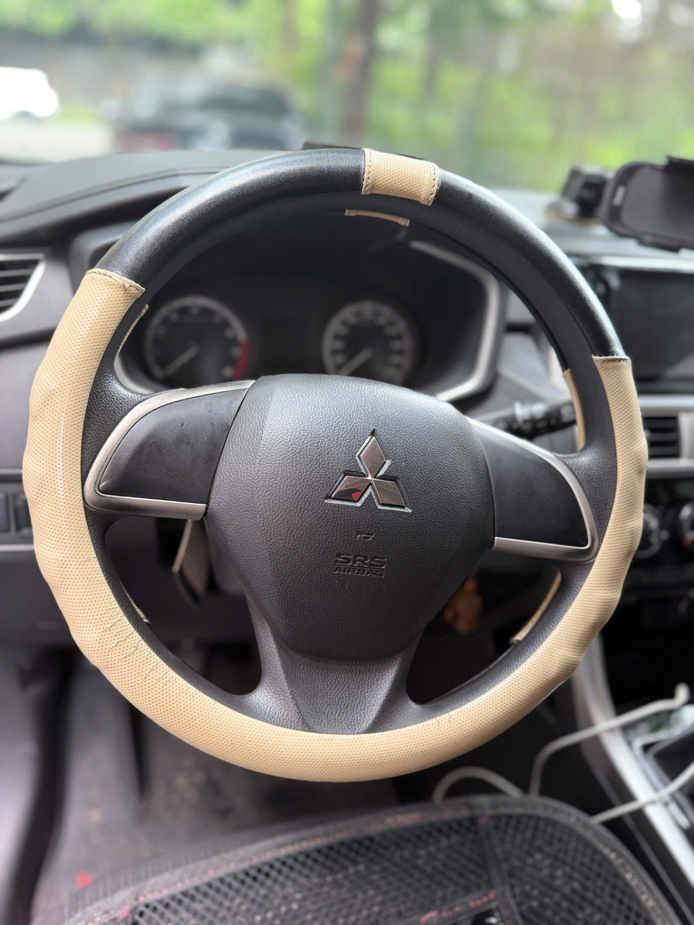Mitsubishi Xpander 1.5 MT 2023 - Nội thất 4