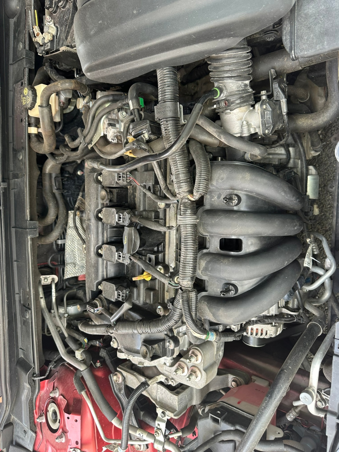 Mazda 3 1.5L Luxury 2022 - Khoang động cơ 3