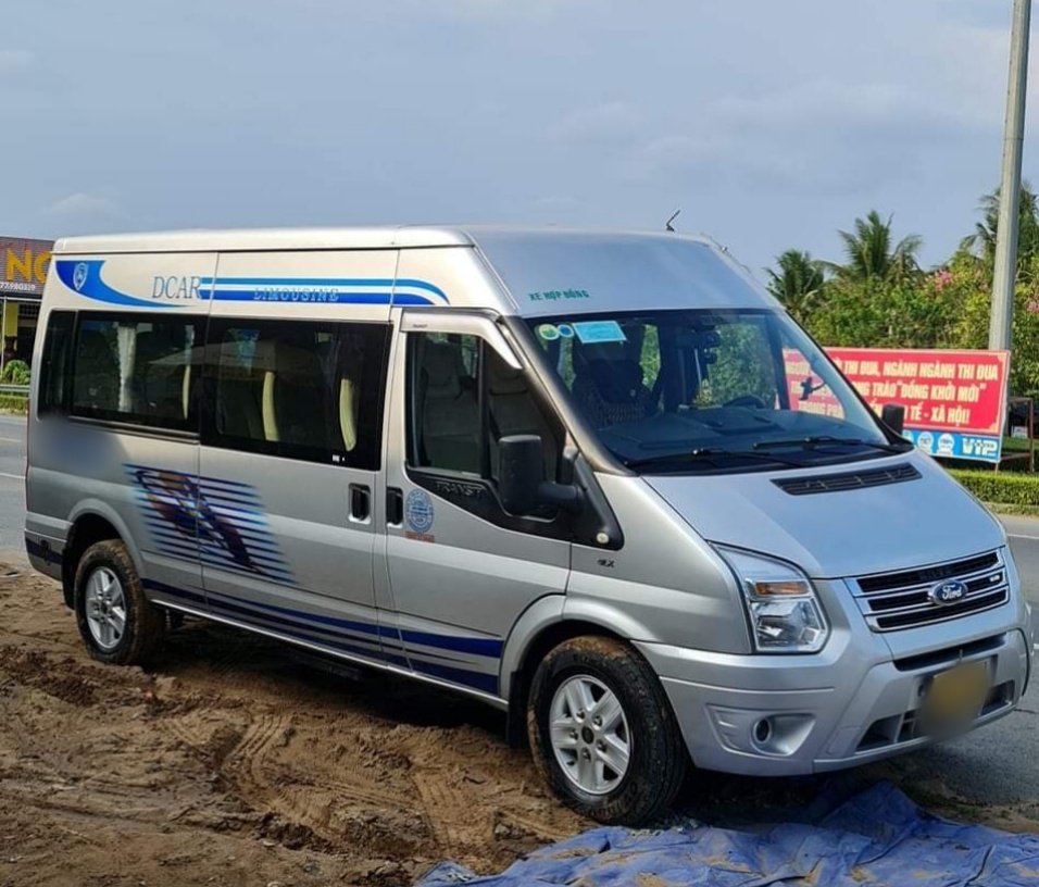 Ford Transit Luxury 2015