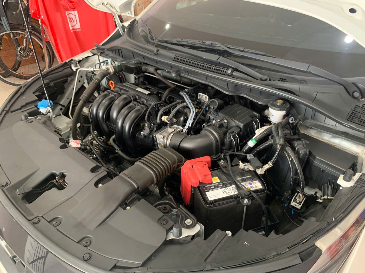 Honda City RS 1.5 AT 2023 - Khoang động cơ 1