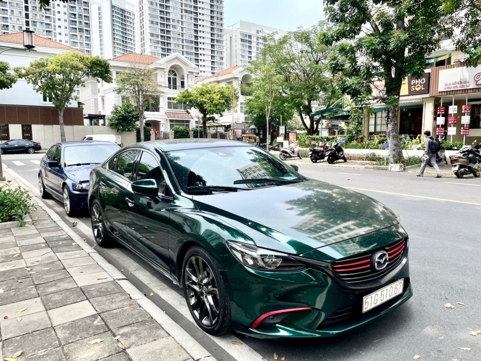 Mazda 6 2.5L Premium 2017 - Ngoại thất 1