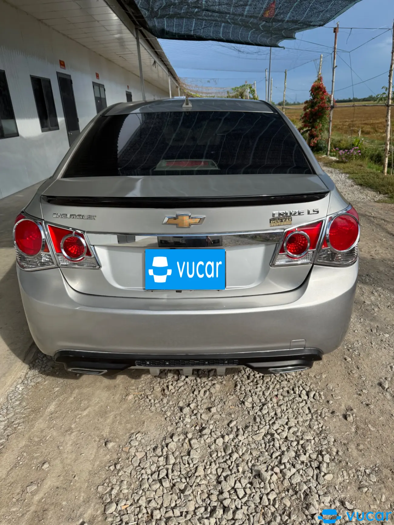 Chevrolet Cruze LS 1.6 MT 2011 - Ngoại thất 6