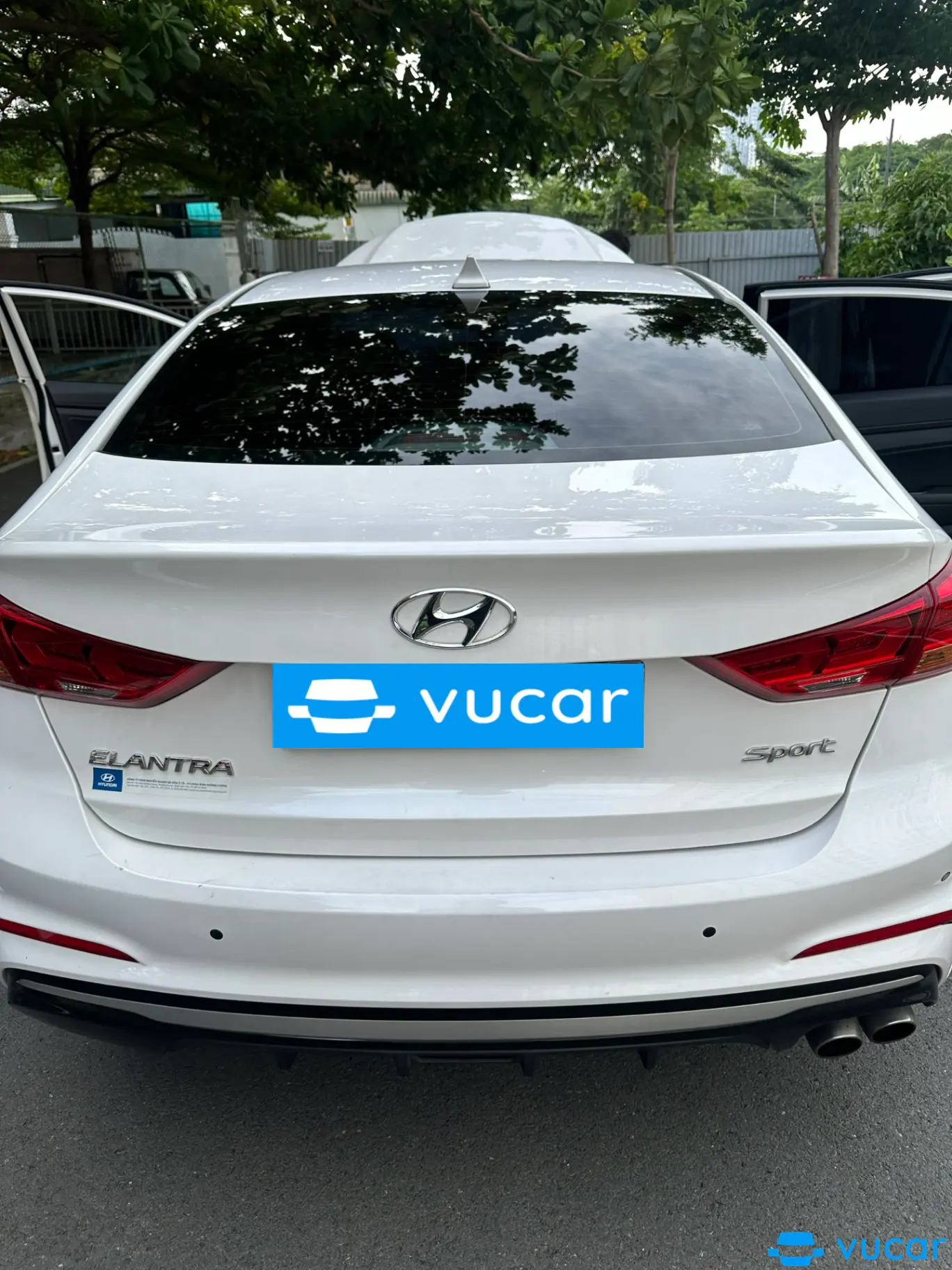 Hyundai Elantra Sport 1.6 AT 2018 - Ngoại thất 6