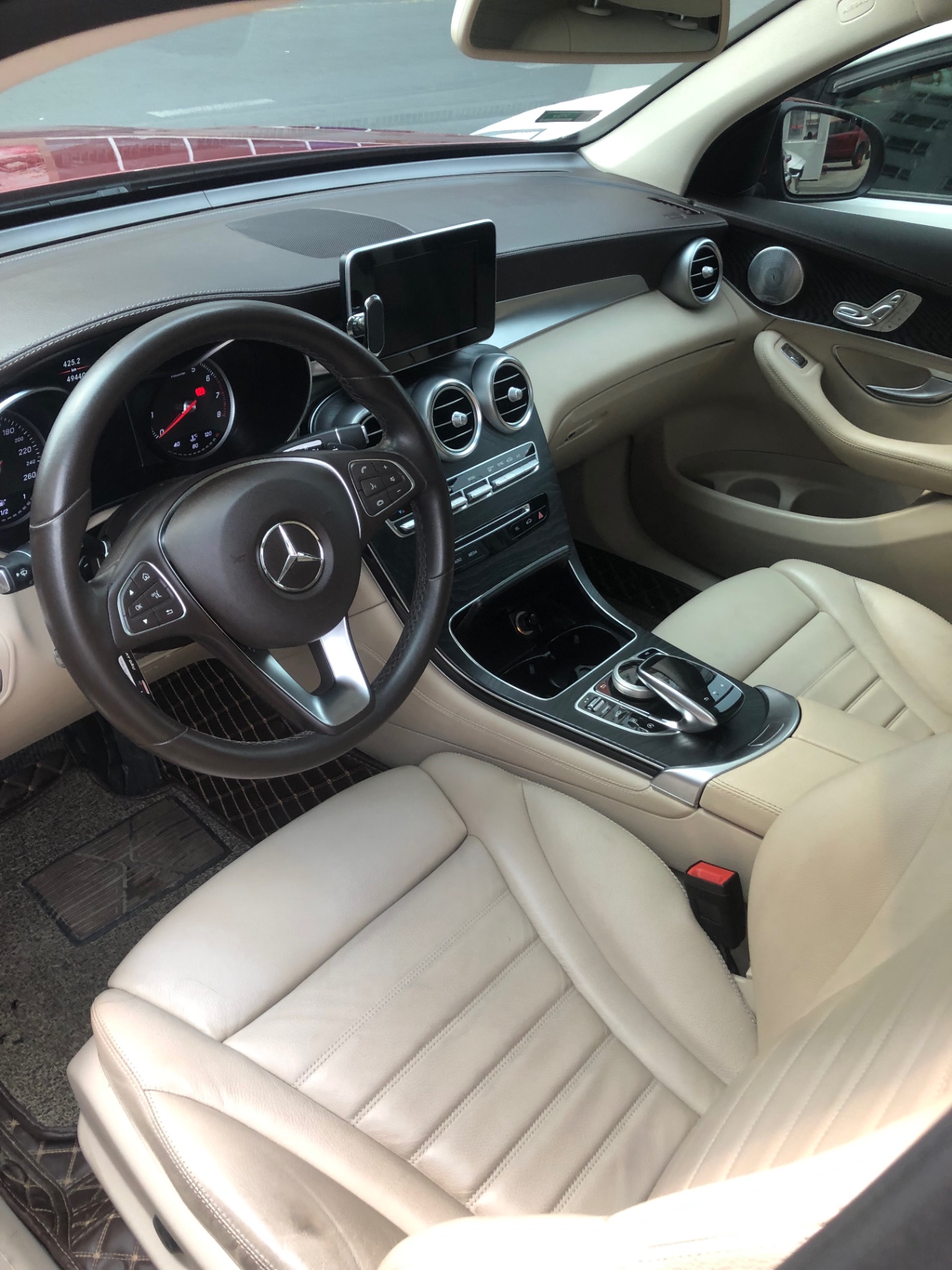 Mercedes Glc 300 4Matic 2019 - Nội thất 1