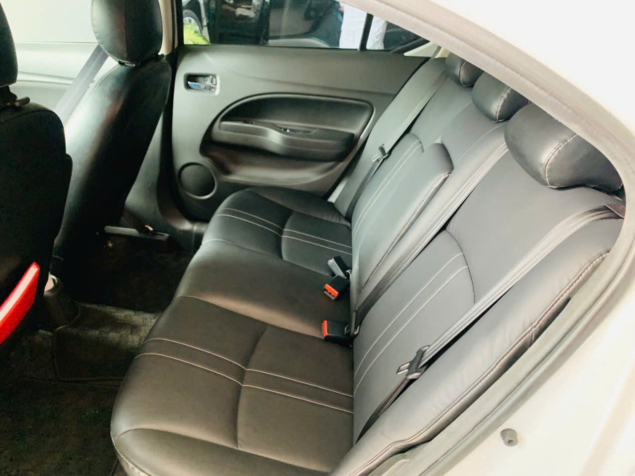 Mitsubishi Attrage Premium 1.2 CVT 2021 - Nội thất 2