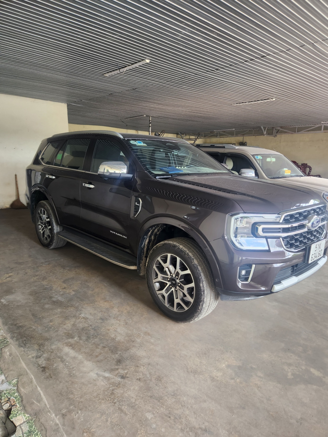 Ford Everest Titatium 4x4 2 cầu 2023 - Ngoại thất 4