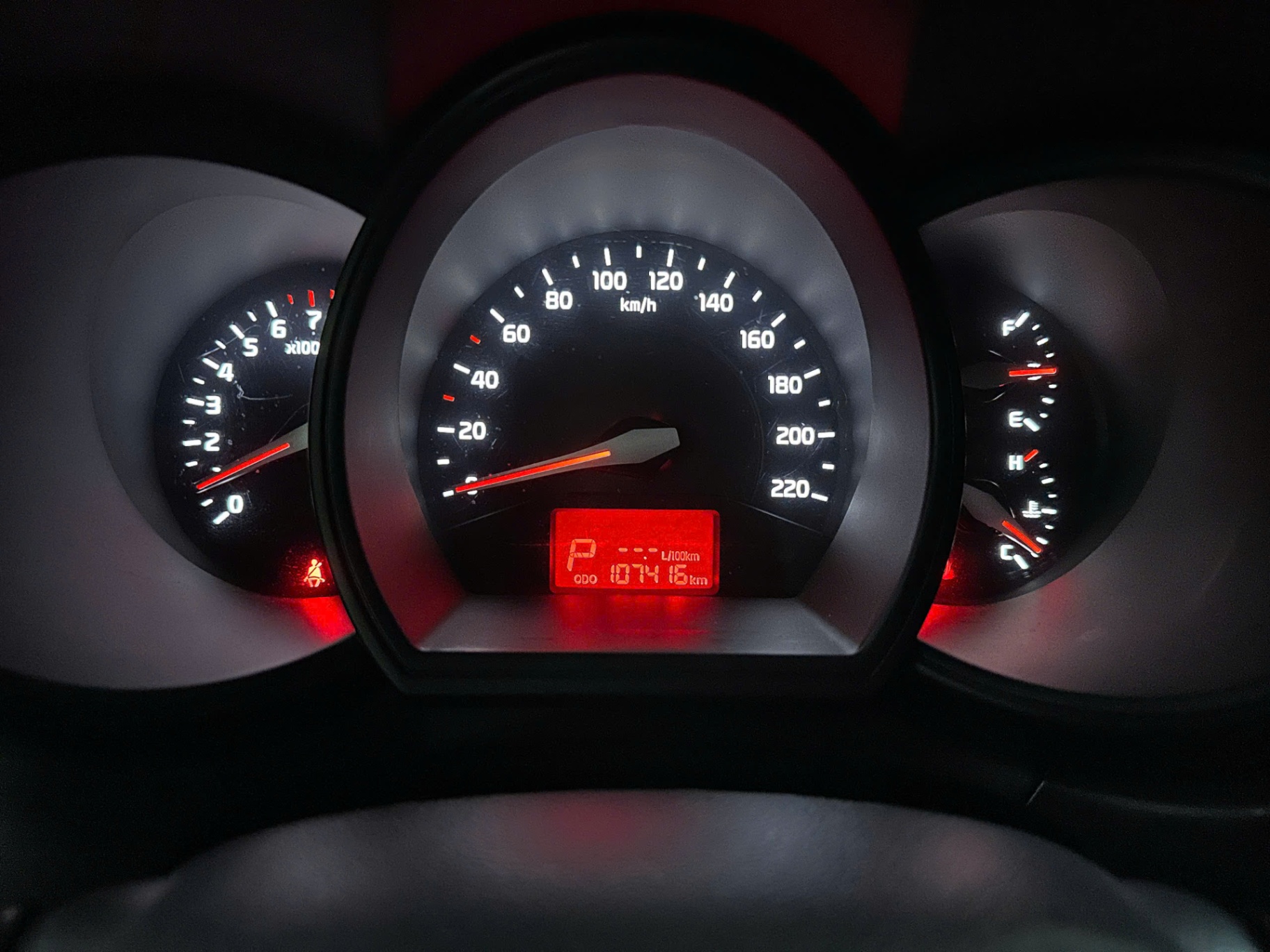 Kia Rio 1.4 AT 2014 - Nội thất 1
