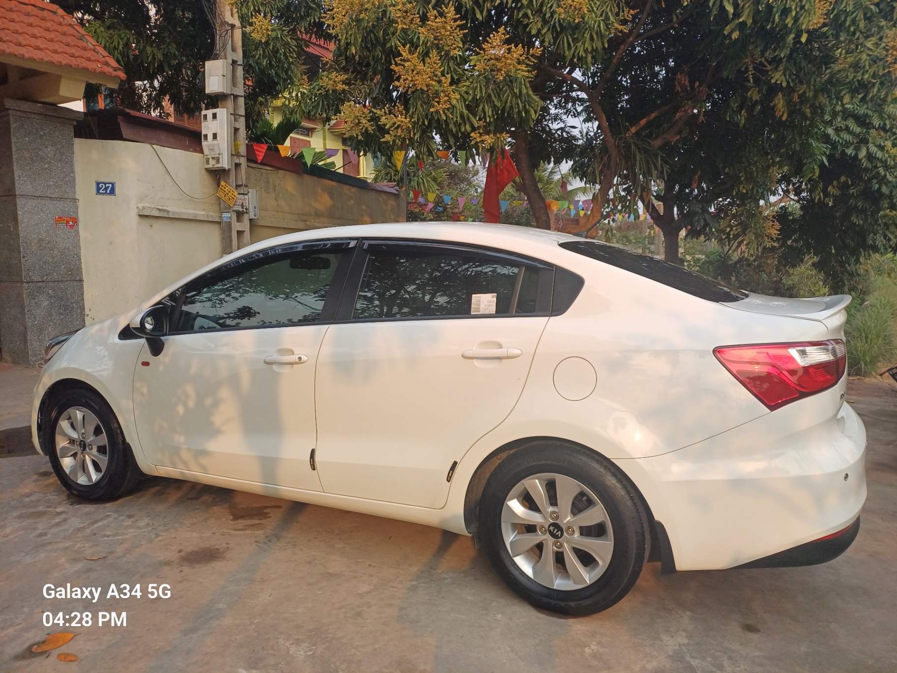 Kia Rio 1.4 MT 2016 - Ngoại thất 2