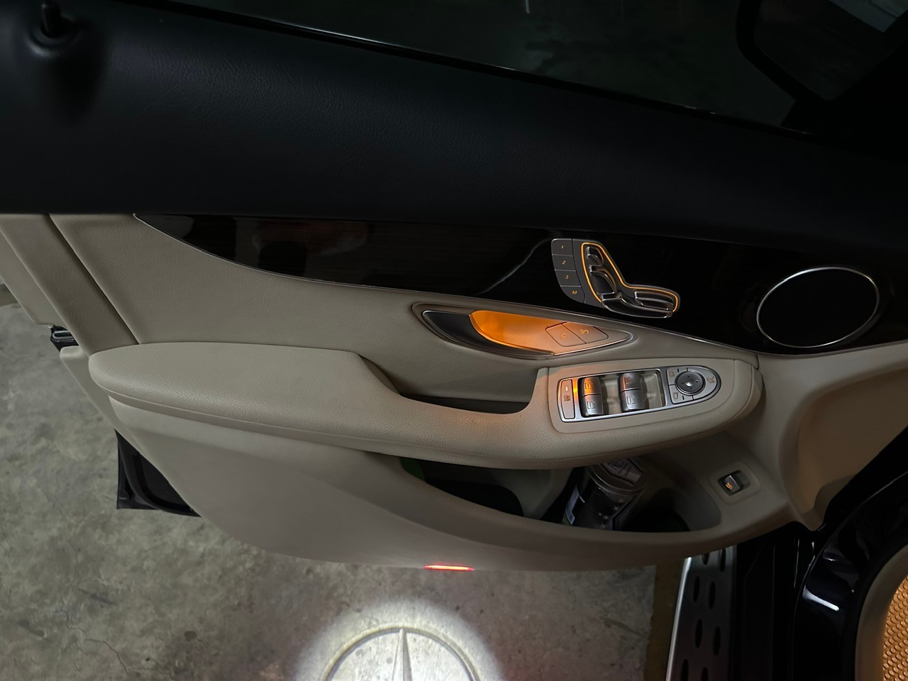 Mercedes Glc 200 2021 - Nội thất 4