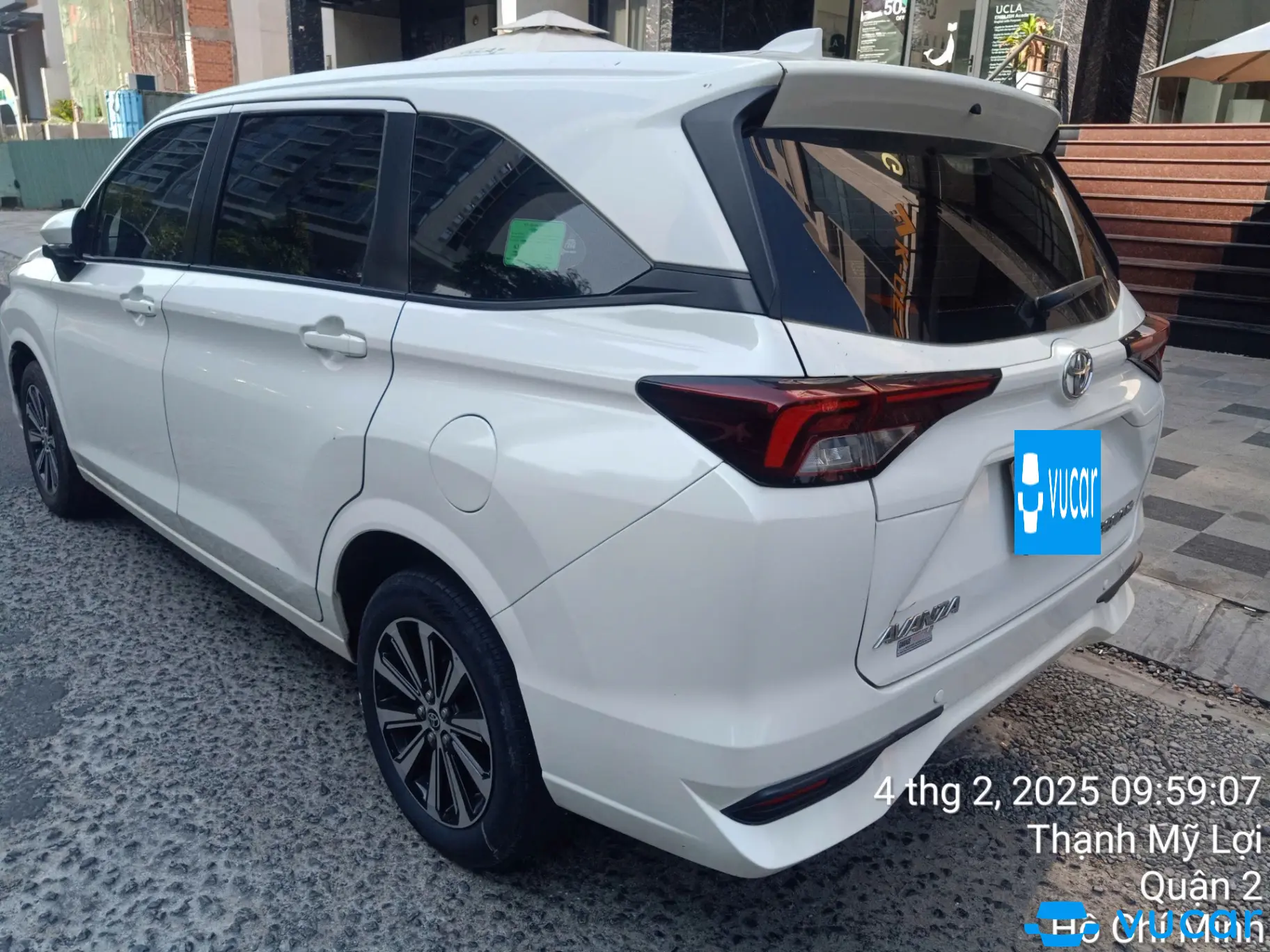 Toyota Avanza Premio 1.5 AT 2022 - Ngoại thất 5