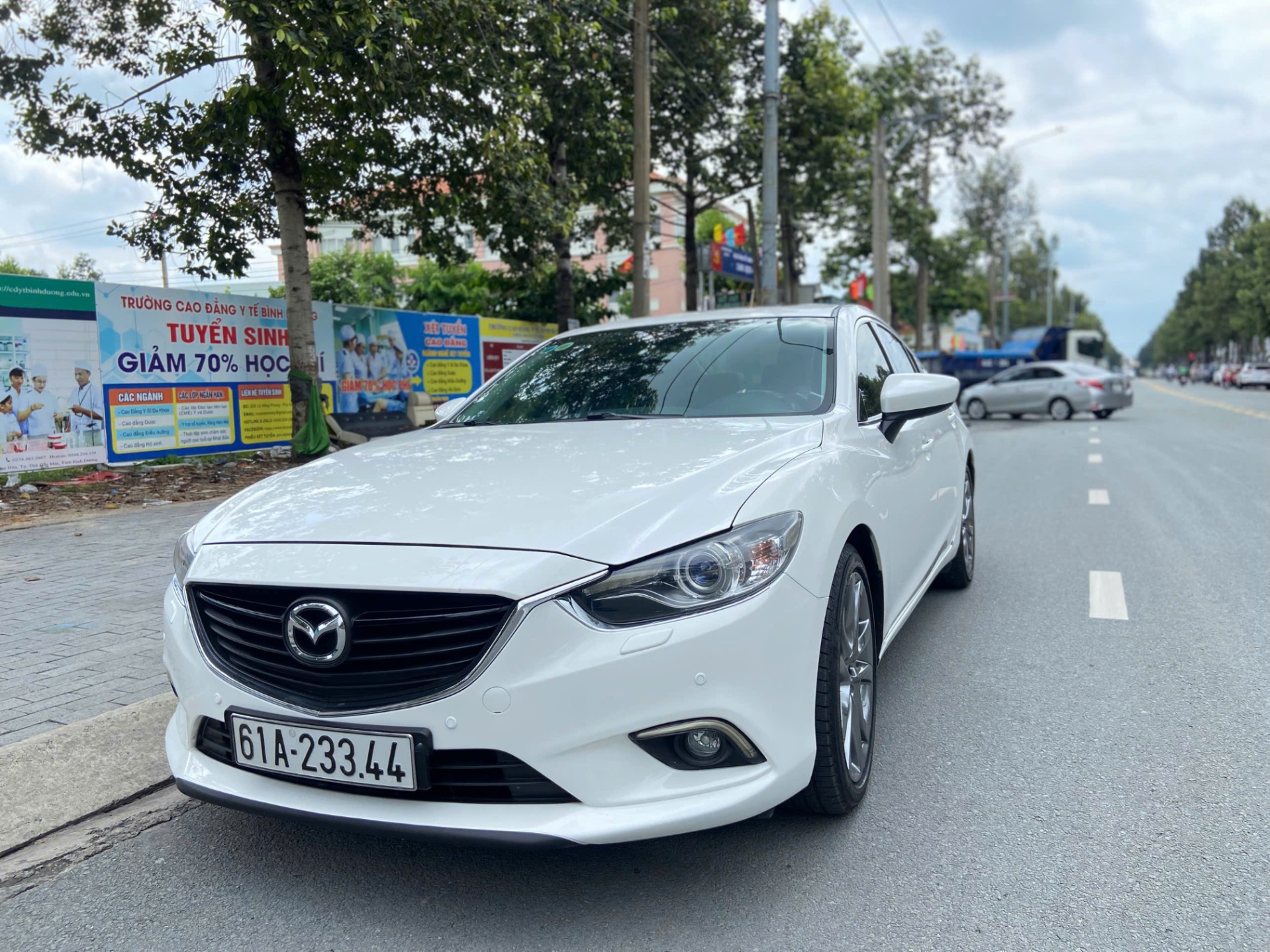 Mazda 6 2.5 AT 2015