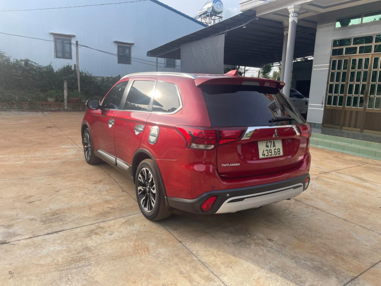 Mitsubishi Outlander 2.0 CVT 2021 - Ngoại thất 2