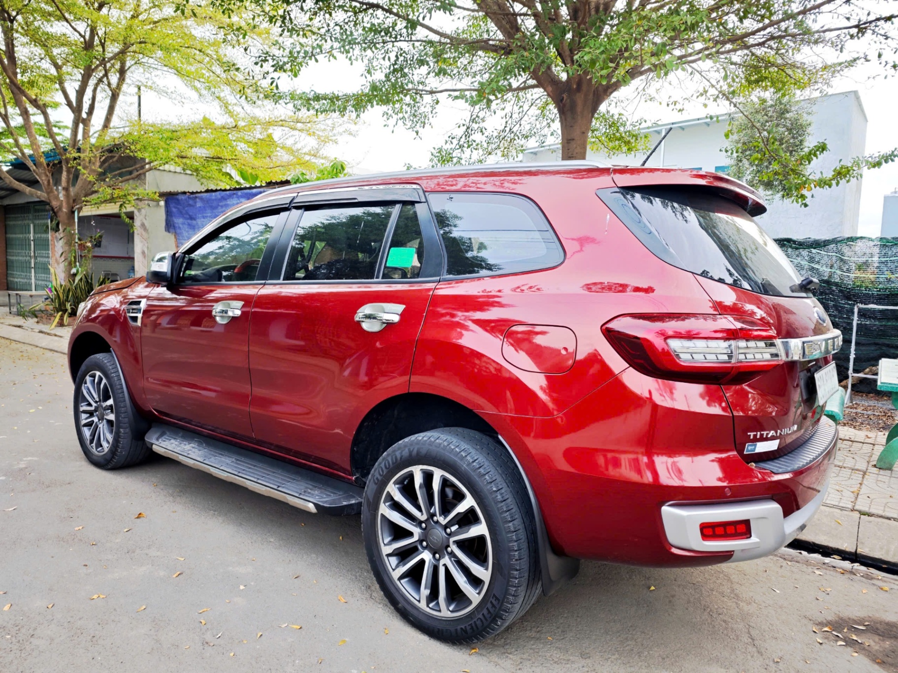 Ford Everest Titanium 2.0L 4x2 AT 2019