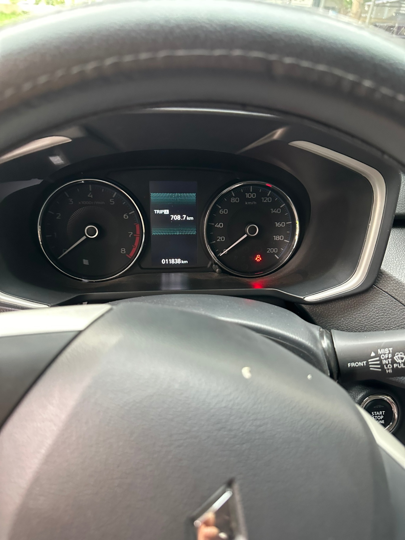 Mitsubishi Xpander 1.5 AT 2023 - Nội thất 4