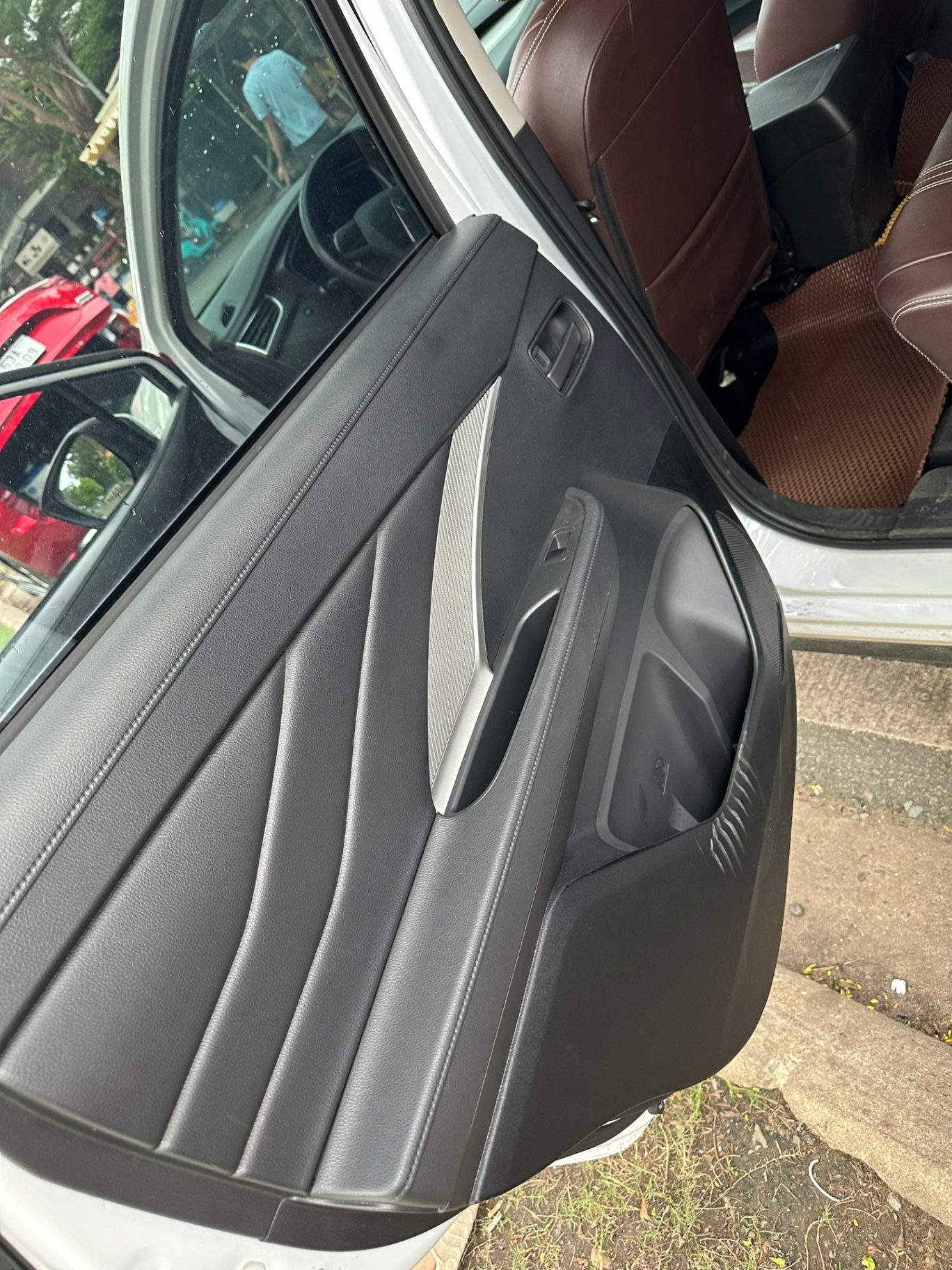 Mitsubishi Xpander 1.5 AT 2023 - Nội thất 6