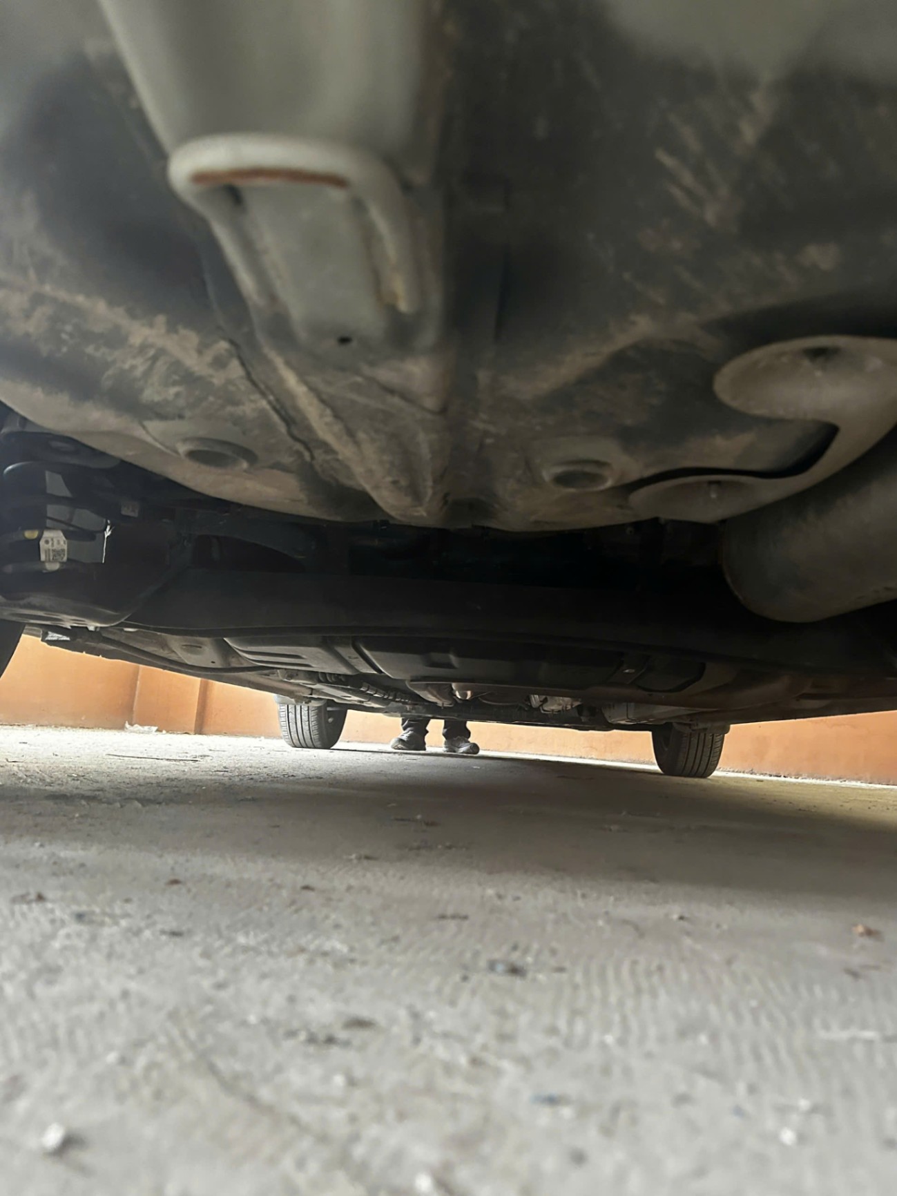 Hyundai Accent 1.4 MT Base 2018 - Gầm & khung xe 2