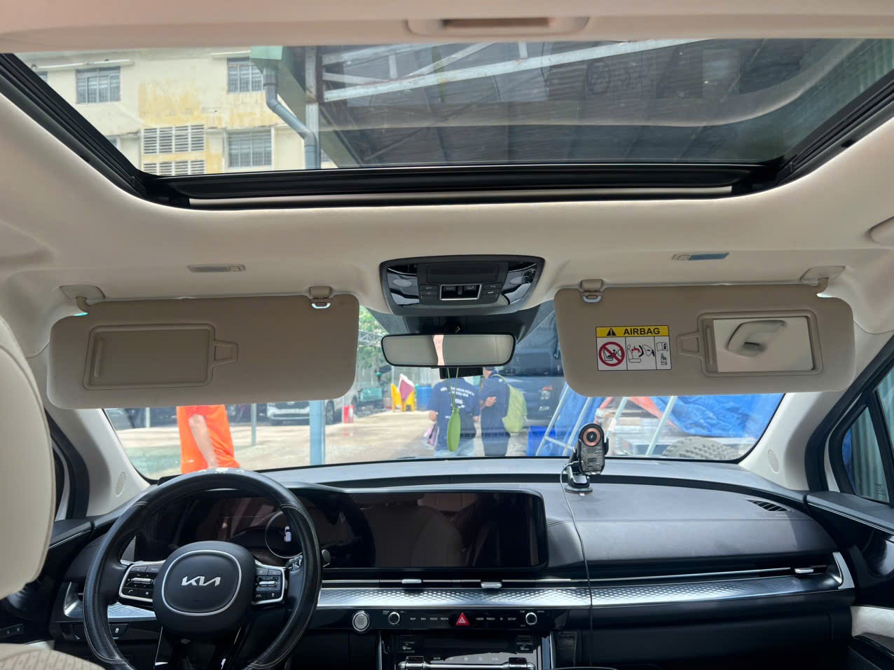 Kia Carnival Signature 2.2D 2023 - Nội thất 7