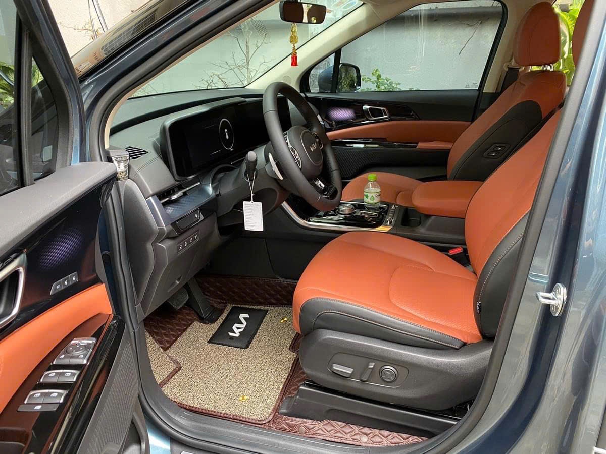 Kia Carnival Premium 2.2D 2022 - Nội thất 3