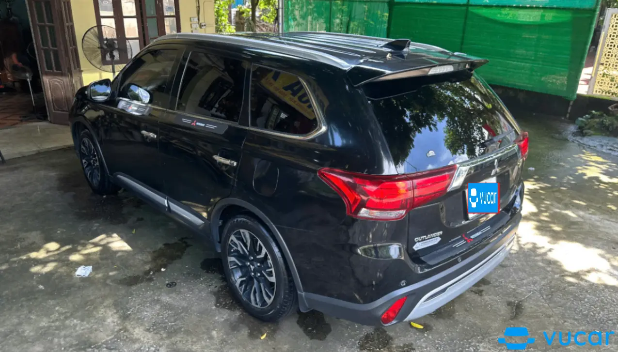 Mitsubishi Outlander 2.0 CVT Premium 2020 - Ngoại thất 1