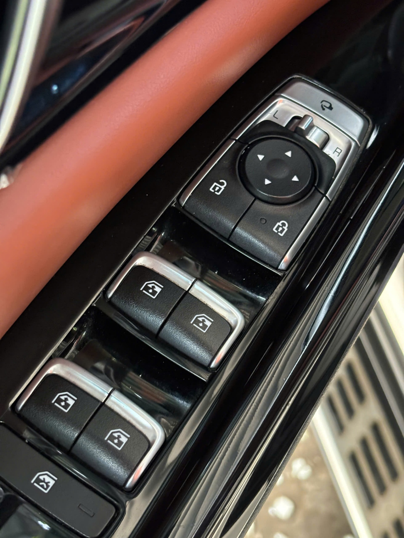 Kia Carnival Signature 2.2D 2022 - Nội thất 5
