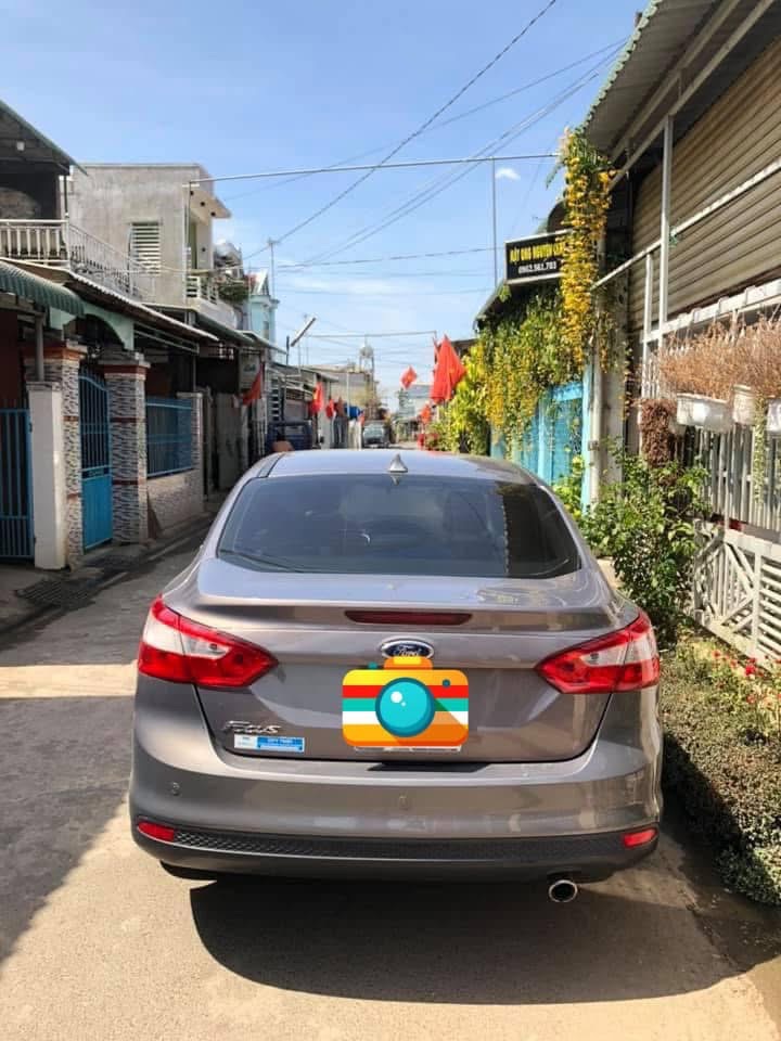 Ford Focus S 2.0 AT 2013 - Ngoại thất 3