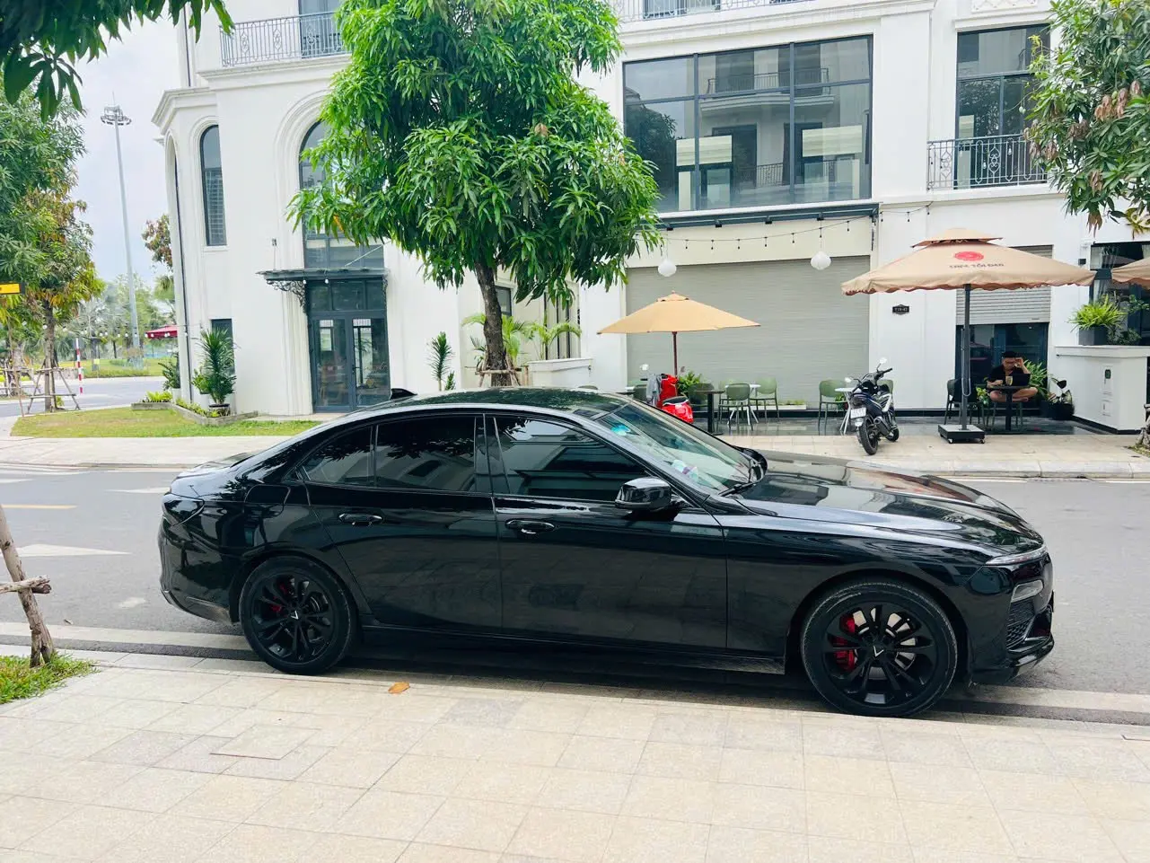 Vinfast Lux a 2.0 Base 2021 - Ngoại thất 8
