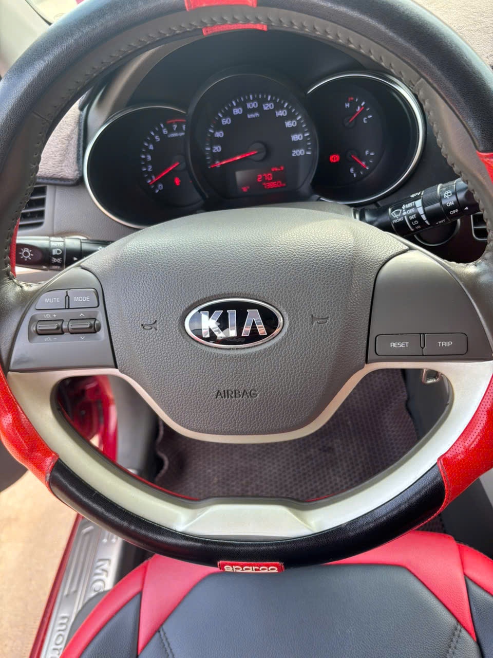 Kia Morning Si MT 2018 - Nội thất 6
