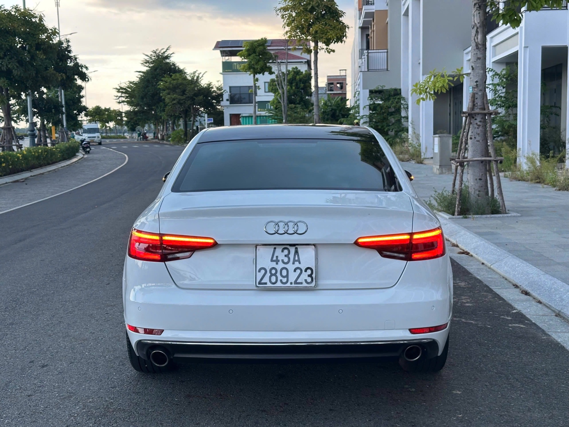 Audi A4 2.0 TFSI 2016 - Ngoại thất 5